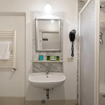 F7 - Santa Croce One Bedroom Flat For 2 Or 3 Guests Firenze